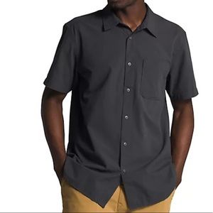 The North Face Collared Shirt (like new!)